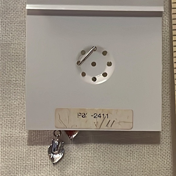 Christmas Joy Dress Pin. - Picture 3 of 3